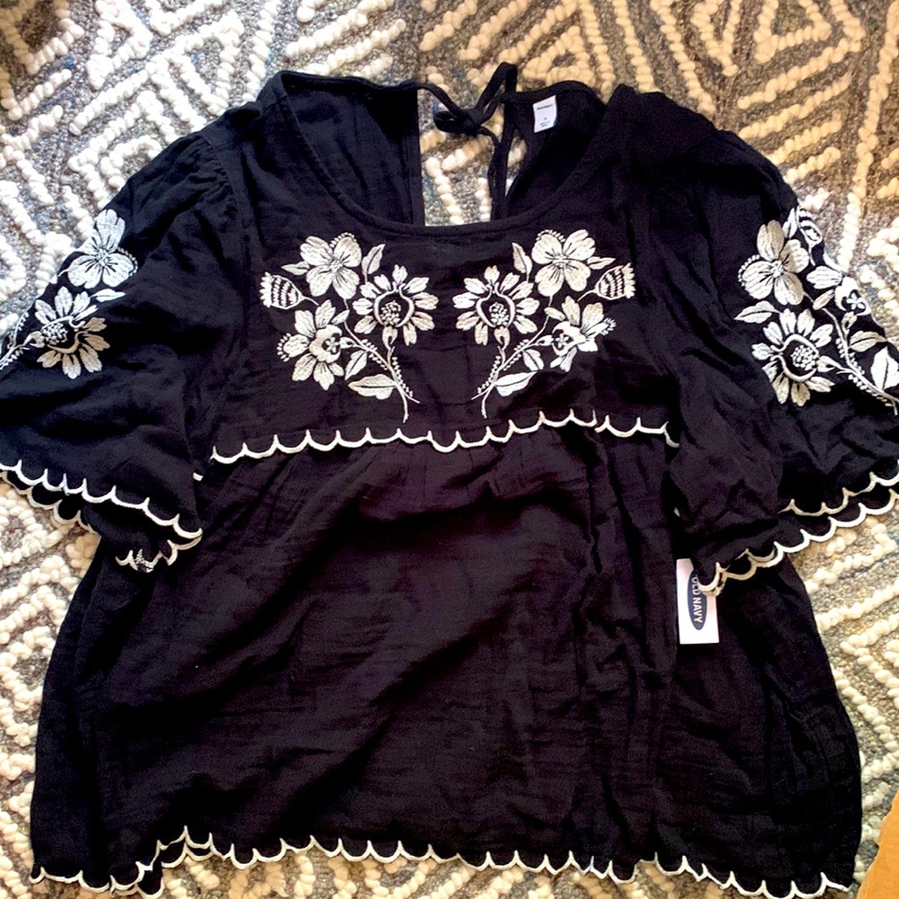 Old Navy Women’s top. Size XL